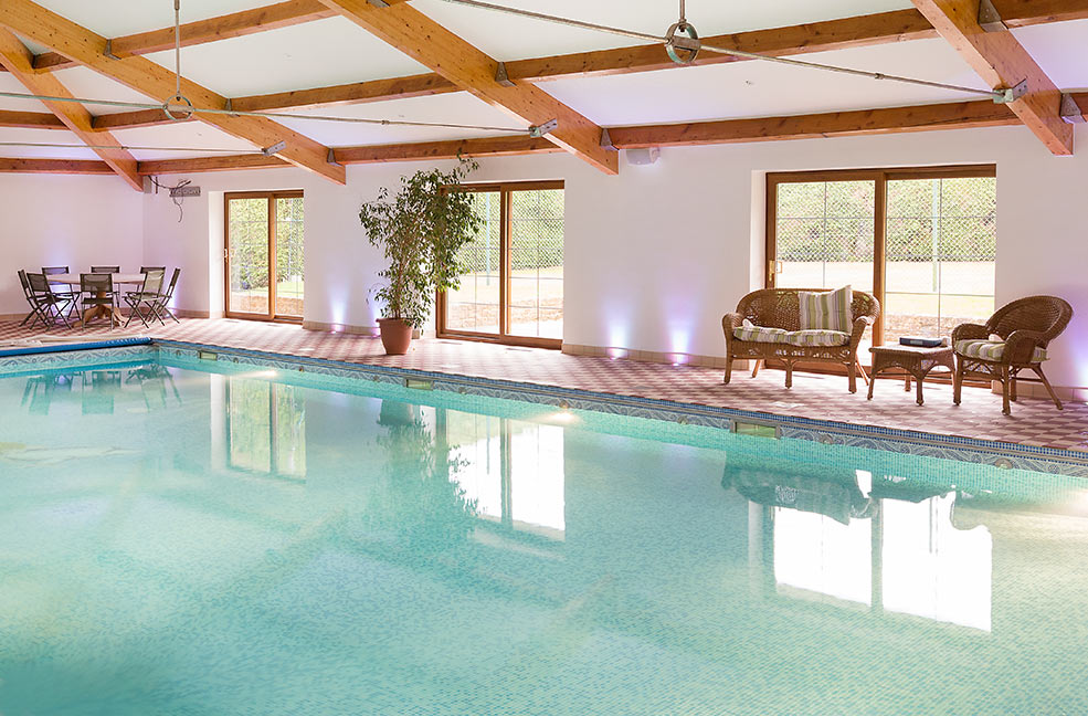 Holiday Cottages With Indoor Pools 